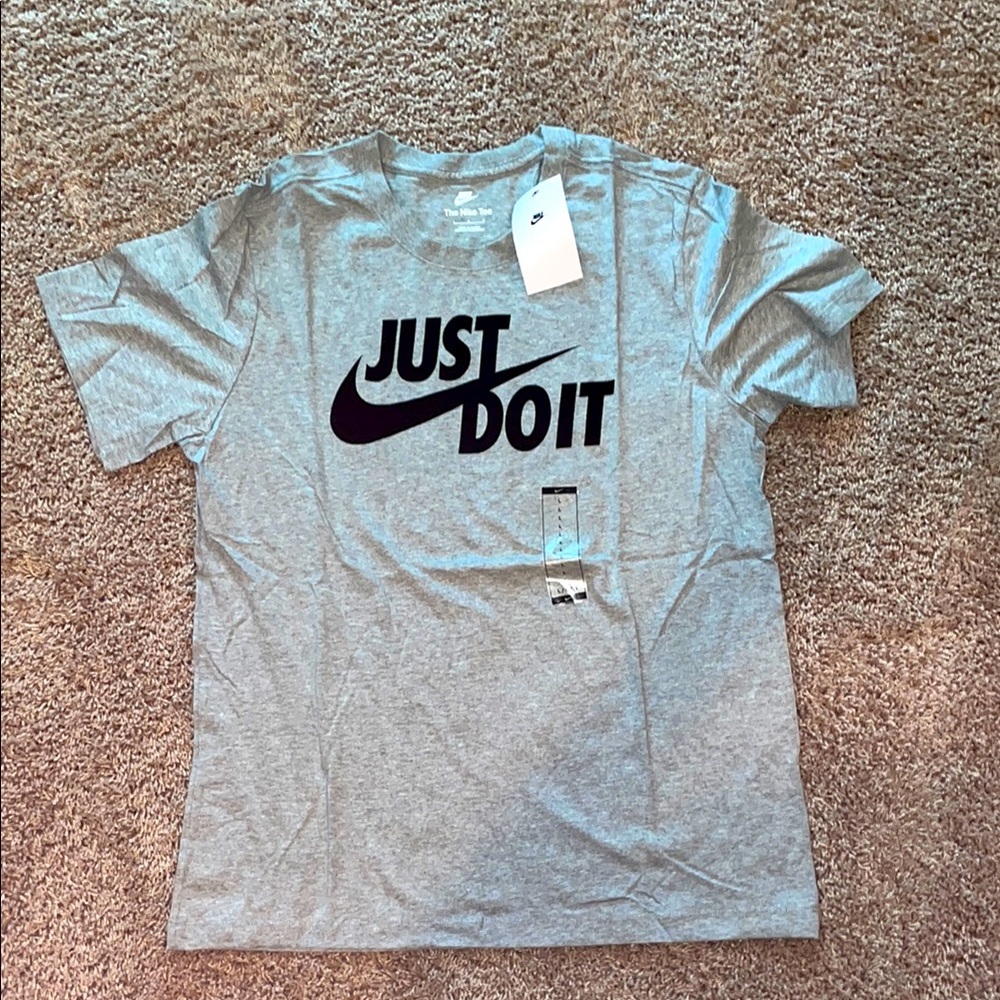 NWT Nike Heather Gray 'Just Do It' Tee size large